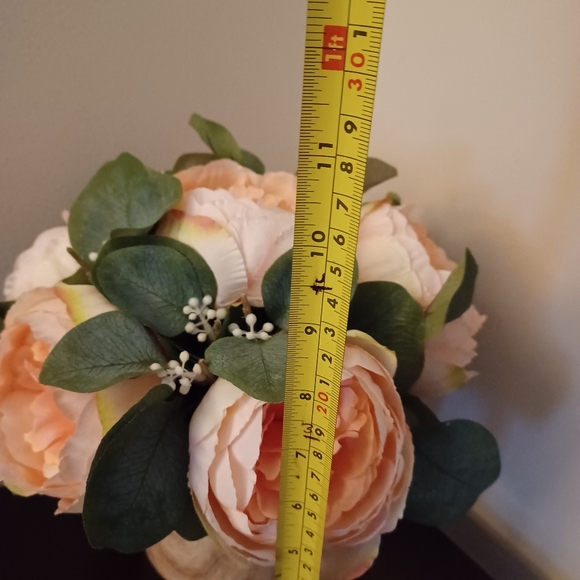 Peach Pink Green artificial floral arrangement handmade by me 6 flower head gree - Picture 7 of 7